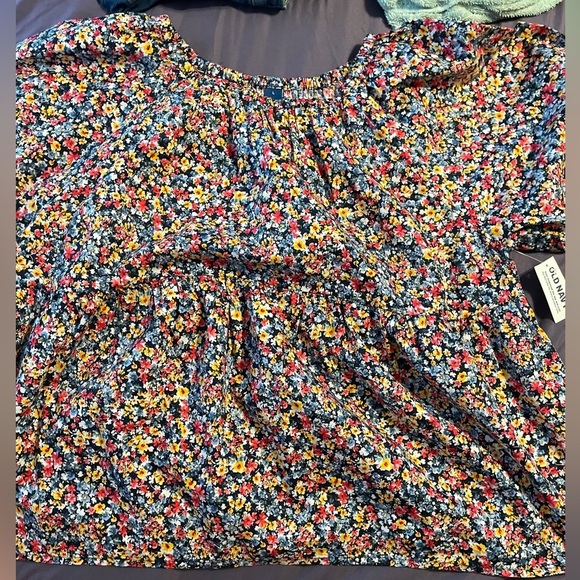 Old Navy Floral Blouse - Picture 1 of 3